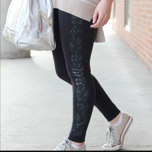 lululemon Rare Pineapple Wonder Under Leggings
